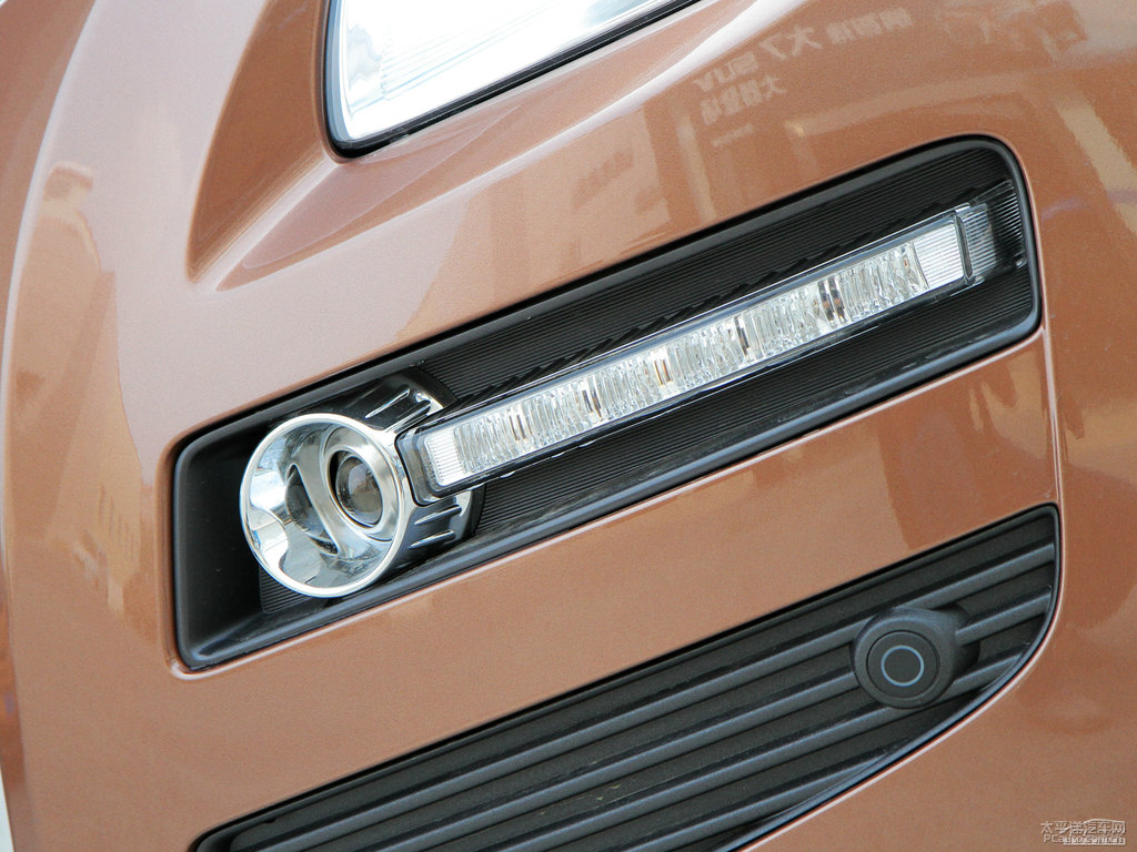 Kȼ{ǽݴ7 SUV܇^^DƬ