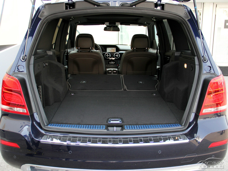 奔馳GLK空間高清大圖