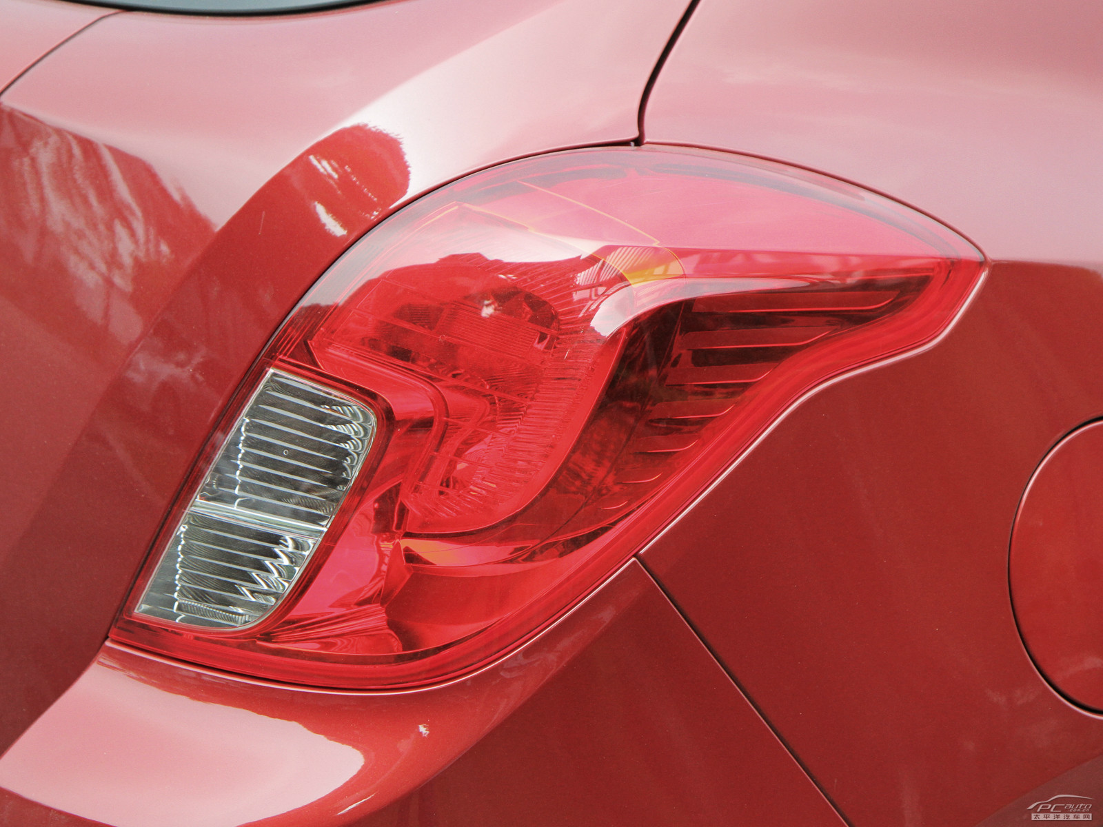 昂科拉外觀高清大圖