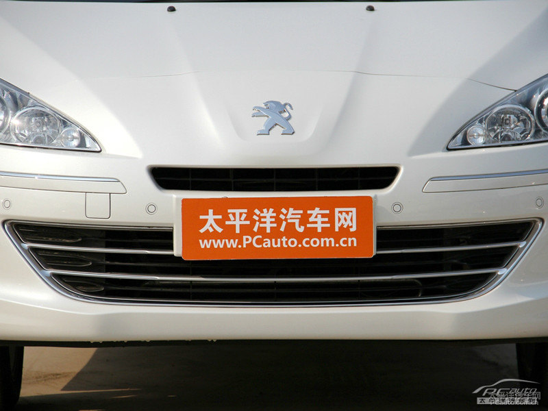 珠光白標致408車頭外觀圖片