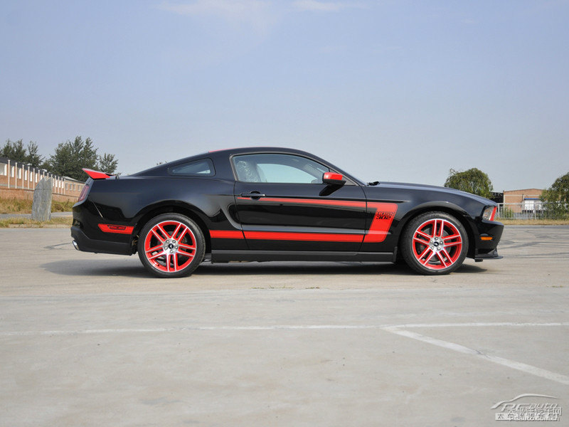 ɫMustang^DƬ