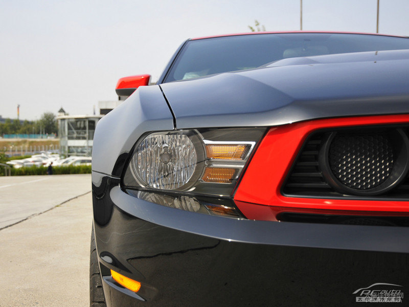 ɫMustang^DƬ