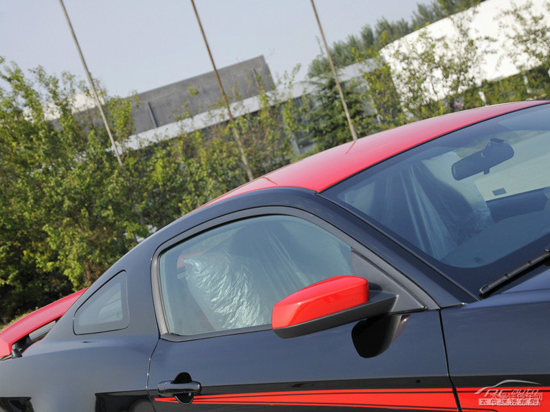 ɫMustang^DƬ