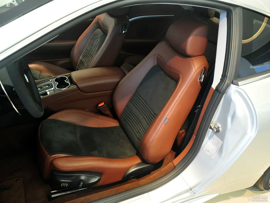 ɫɯGranTurismo΃(ni)DƬ