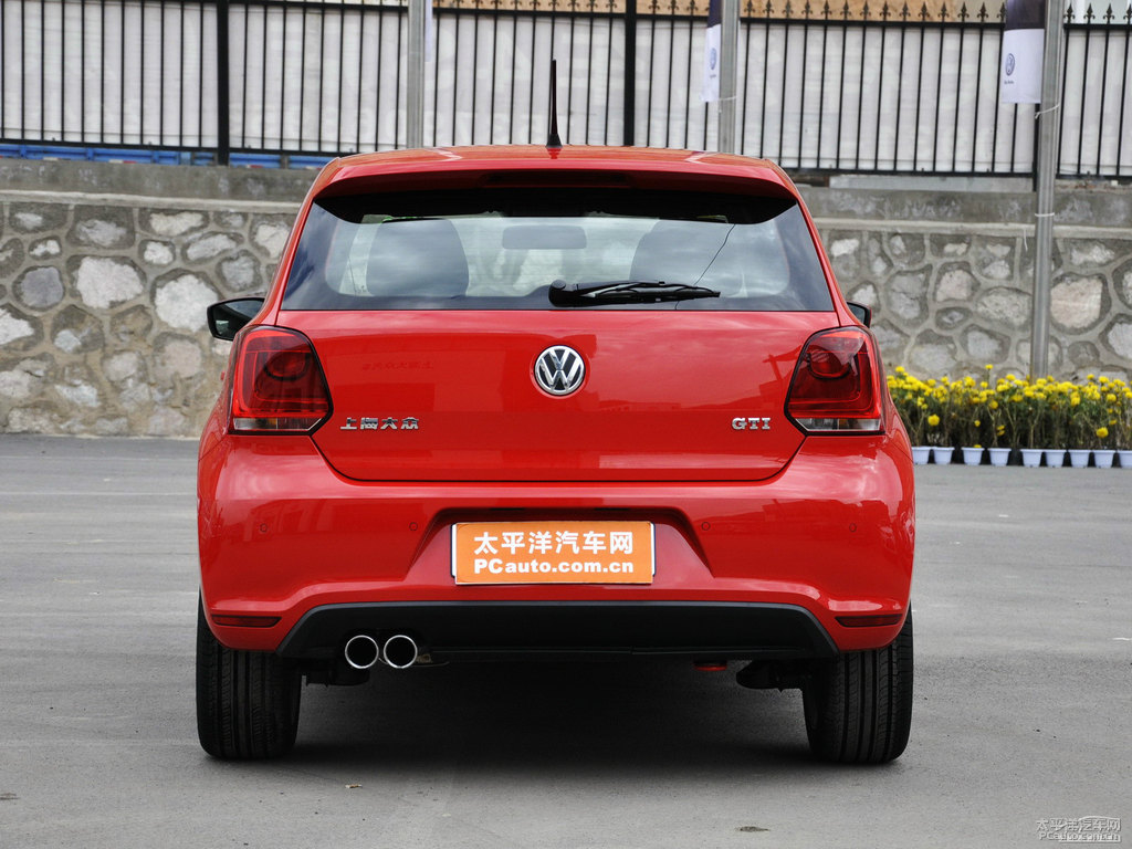 風(fēng)格紅大眾Polo整車外觀外觀圖片