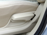 2012款 1.6L MT 實(shí)用型升級(jí)版 2012款 1.6L MT 實(shí)用型升級(jí)版