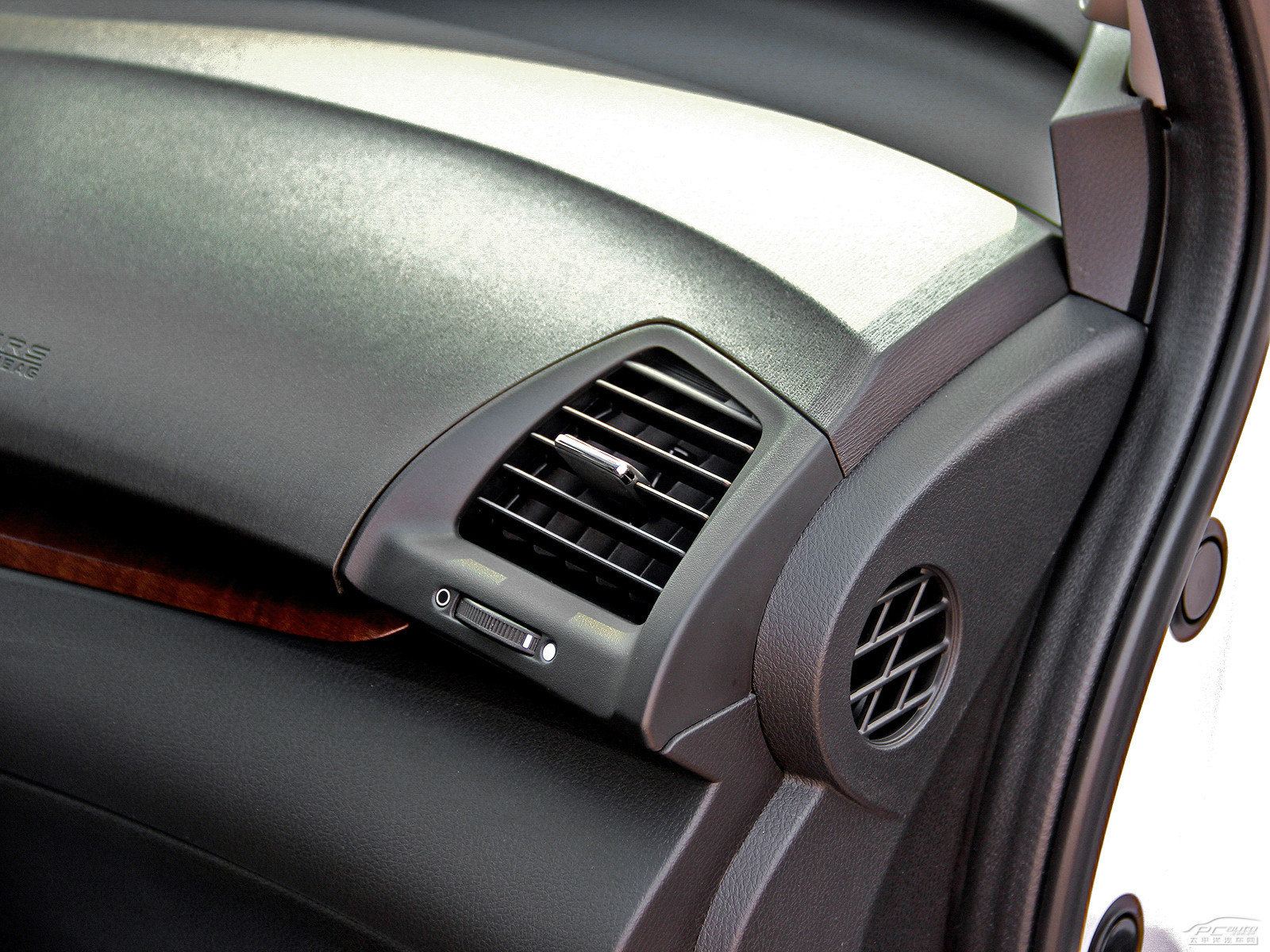 奧德賽內(nèi)飾高清大圖