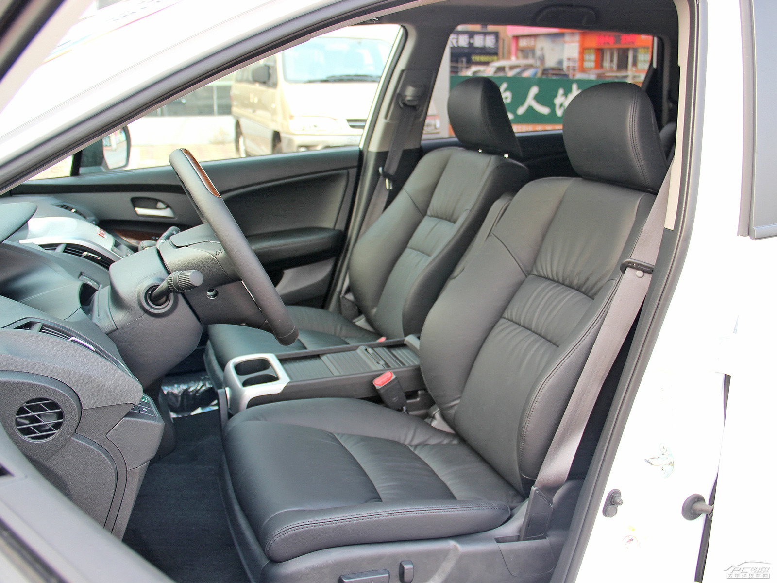 奧德賽內(nèi)飾高清大圖