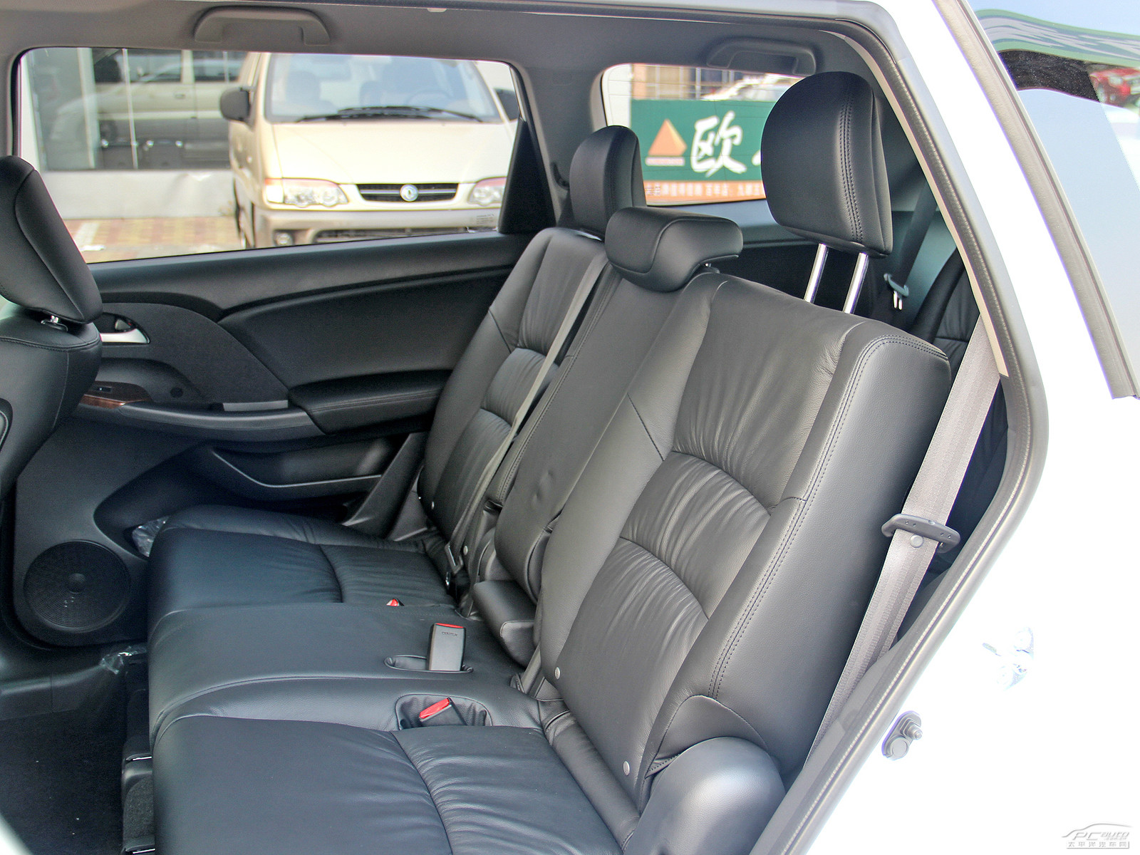 奧德賽內(nèi)飾高清大圖