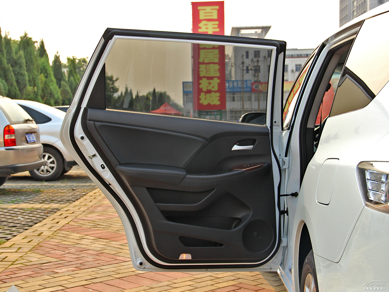 奧德賽內(nèi)飾高清大圖