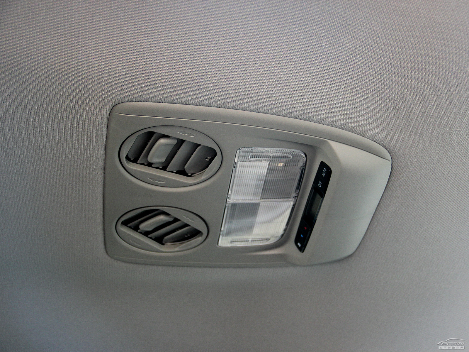 奧德賽內(nèi)飾高清大圖