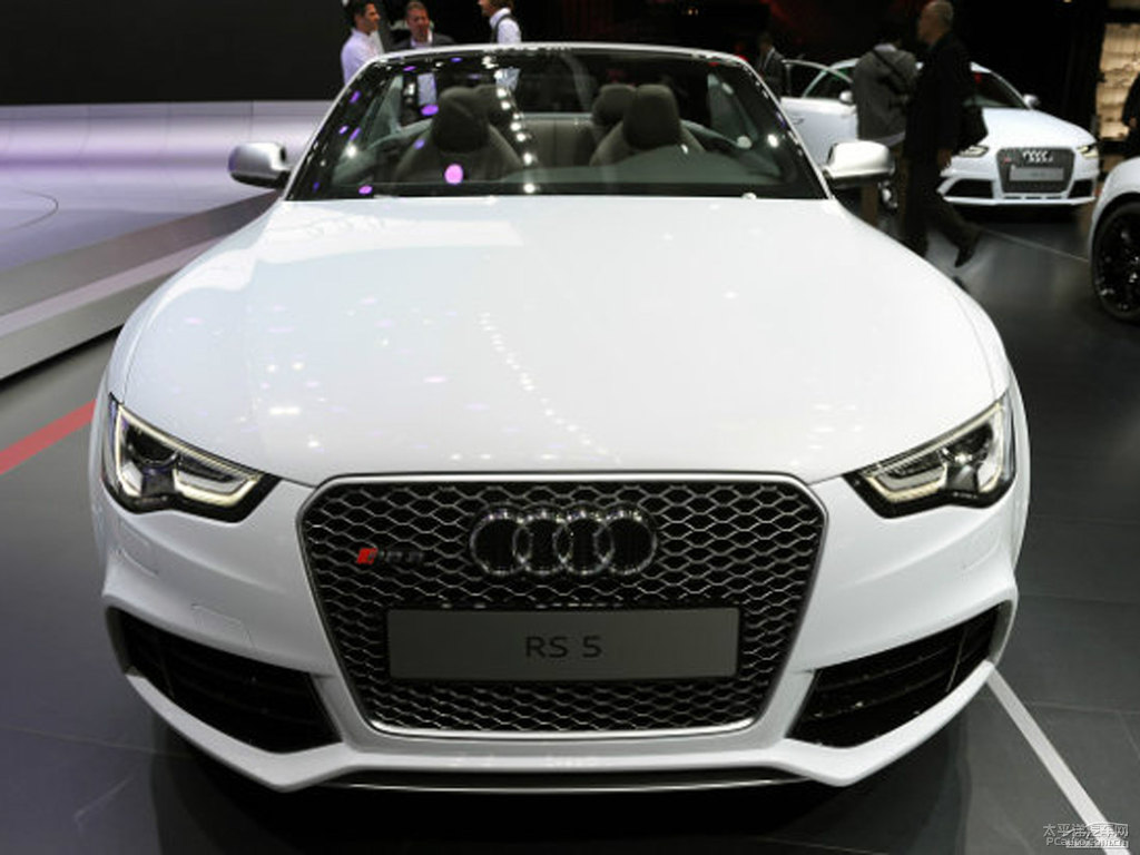 朱鷺白奧迪RS 5整車外觀外觀圖片