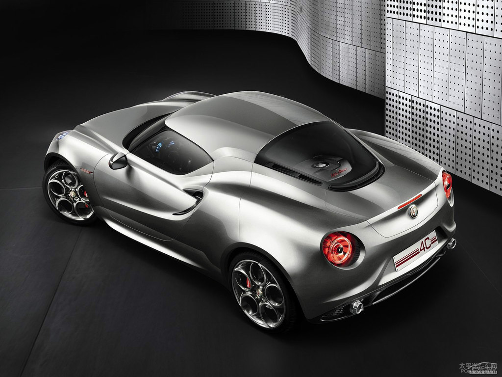 ɫALFA 4C܇^^DƬ