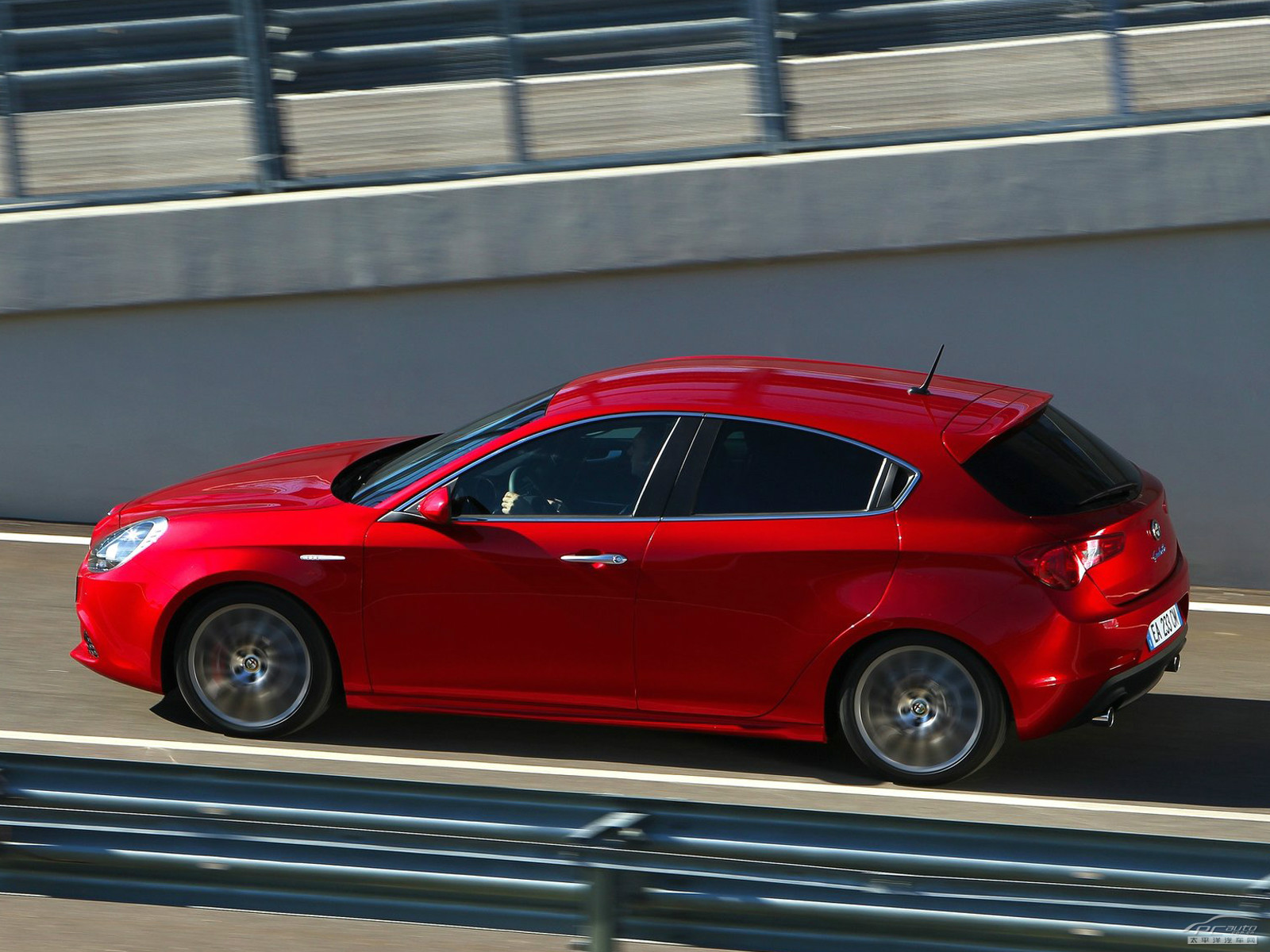 ALFA Giulietta外觀高清大圖
