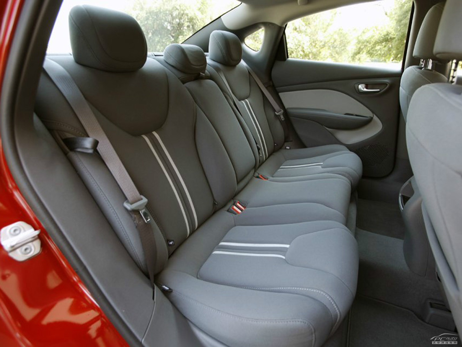 道奇Dart內(nèi)飾高清大圖