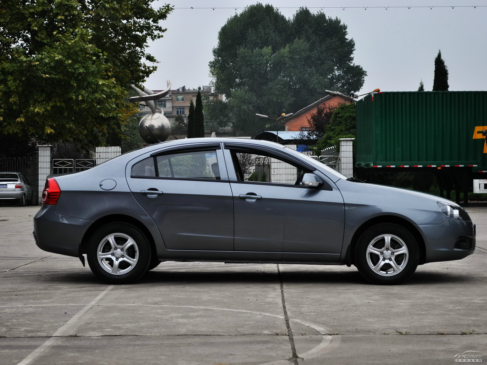 長(zhǎng)安CX30外觀高清大圖