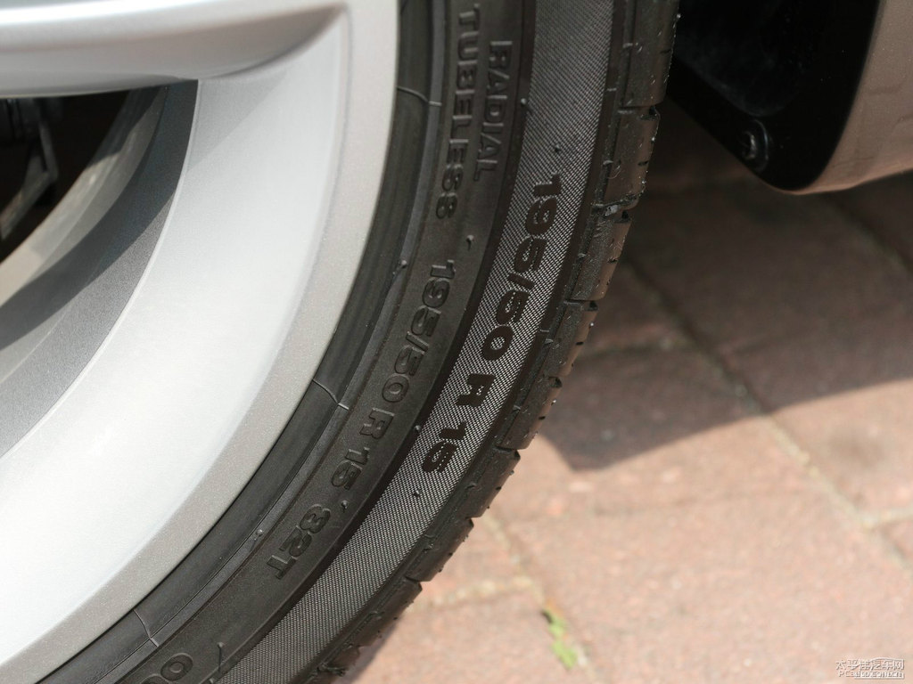ɫsmart fortwo(x)(ji)DƬ