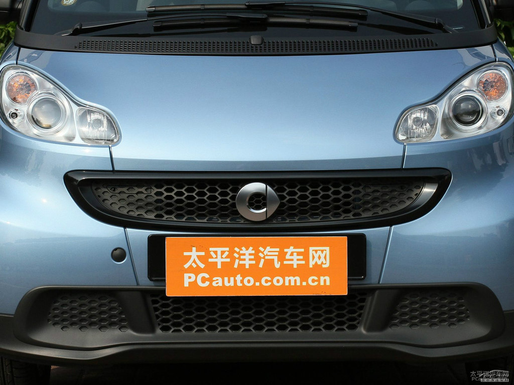 \{ɫsmart fortwo܇^^DƬ