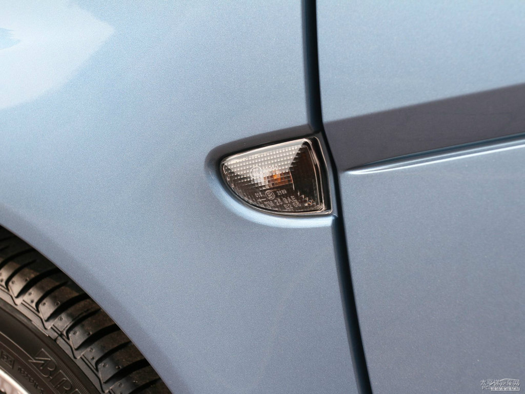 \{ɫsmart fortwo܇^DƬ
