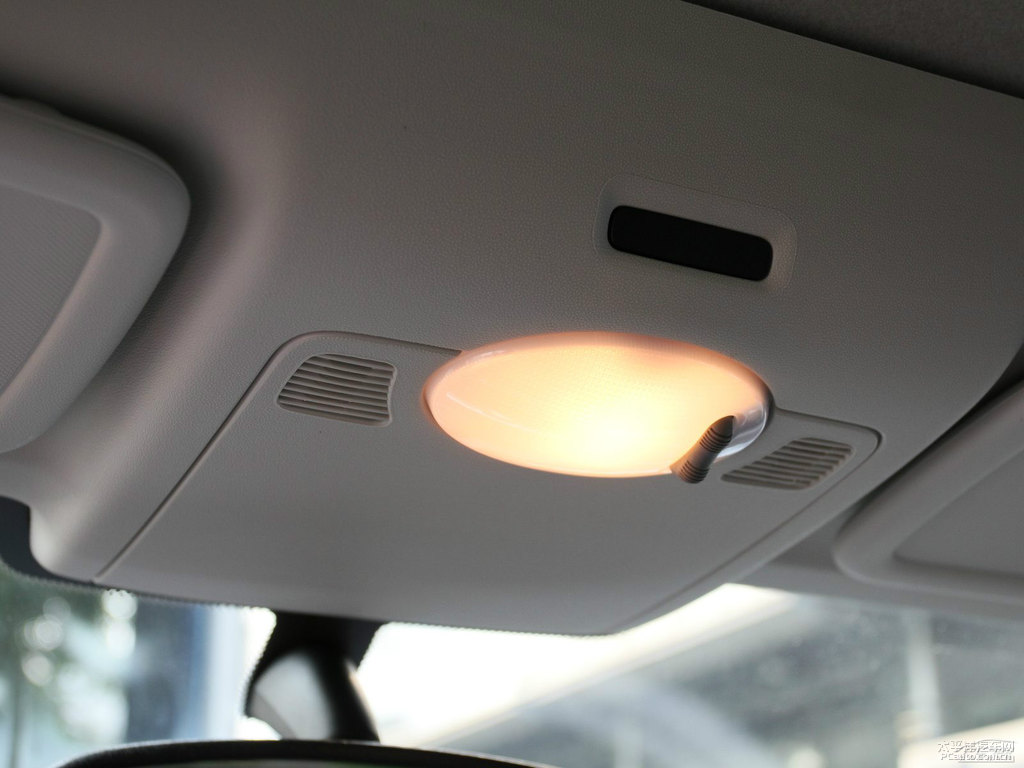 \{(ln)ɫsmart fortwo܇(ni)DƬ