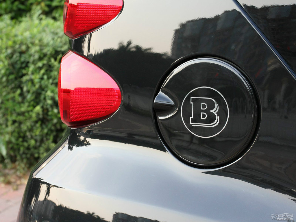 ɫsmart fortwo܇^DƬ