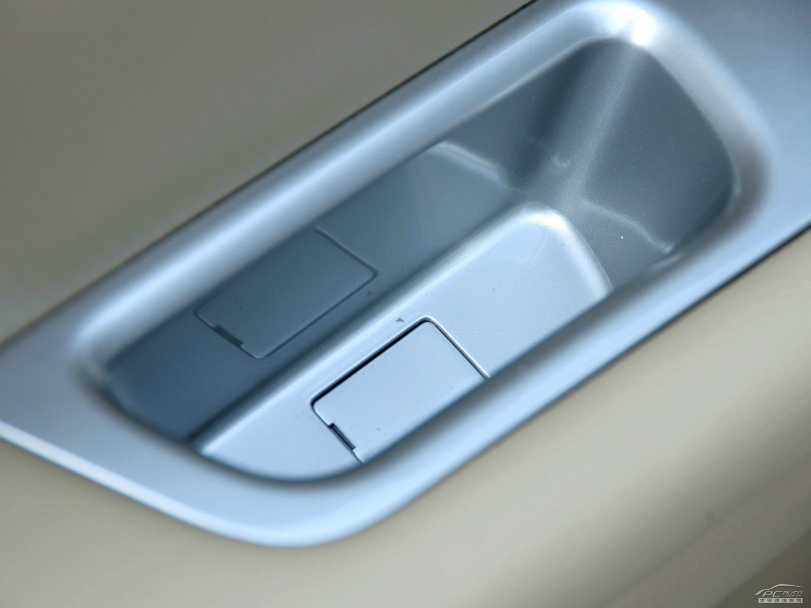 哈弗H6內(nèi)飾高清大圖