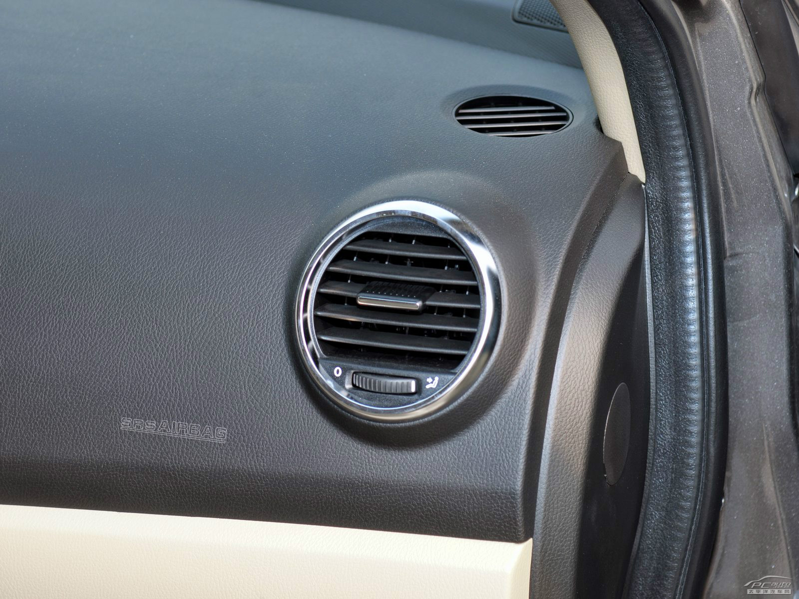 哈弗H6內(nèi)飾高清大圖