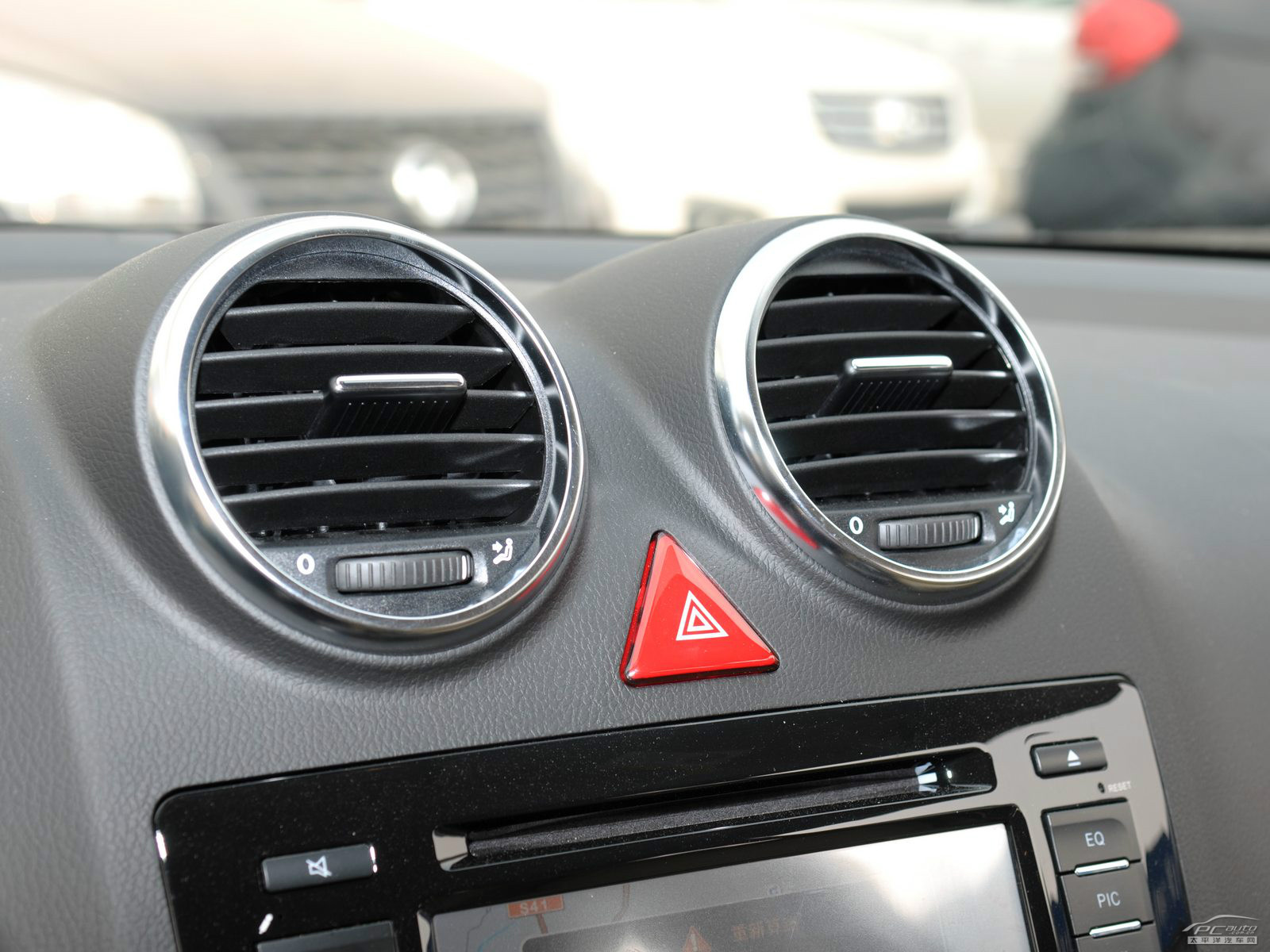 哈弗H6內(nèi)飾高清大圖