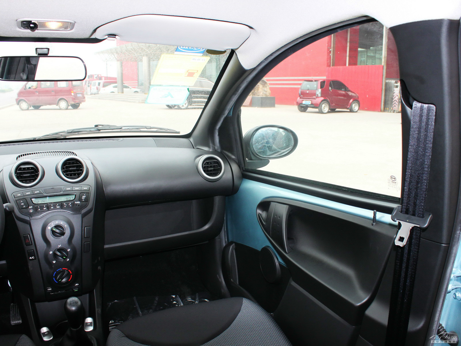 比亞迪F0內(nèi)飾高清大圖