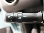 2012款 1.0L 鉉酷型