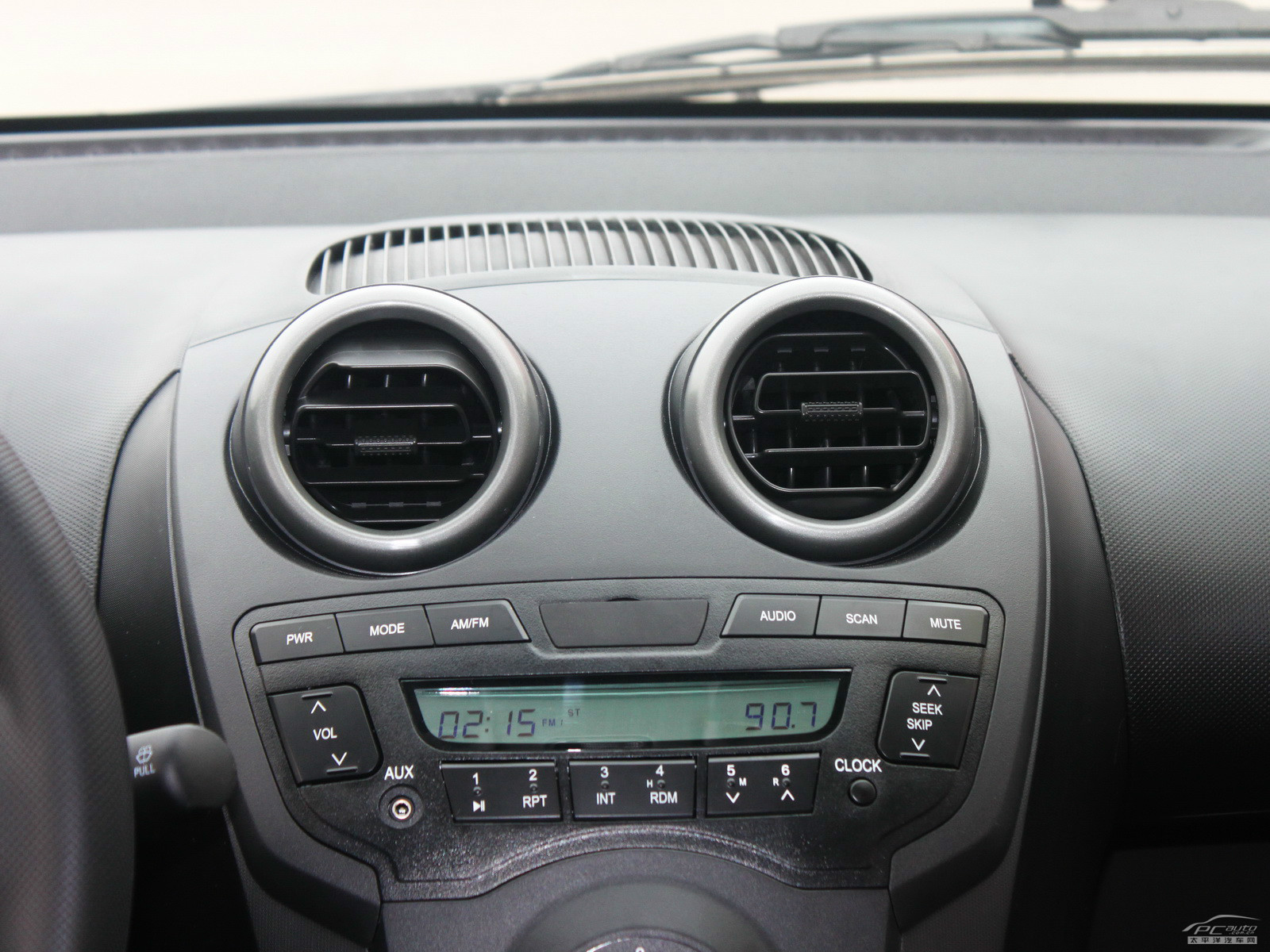 比亞迪F0內(nèi)飾高清大圖