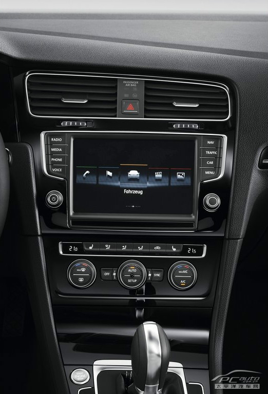 高爾夫(進口)內(nèi)飾高清大圖