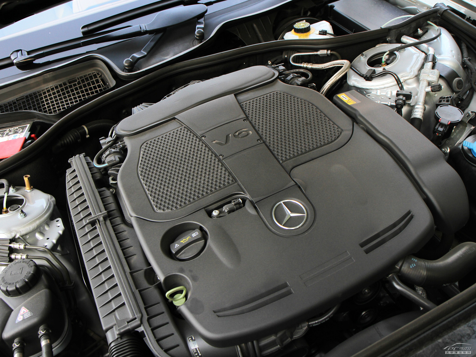 奔馳S級(jí)細(xì)節(jié)高清大圖