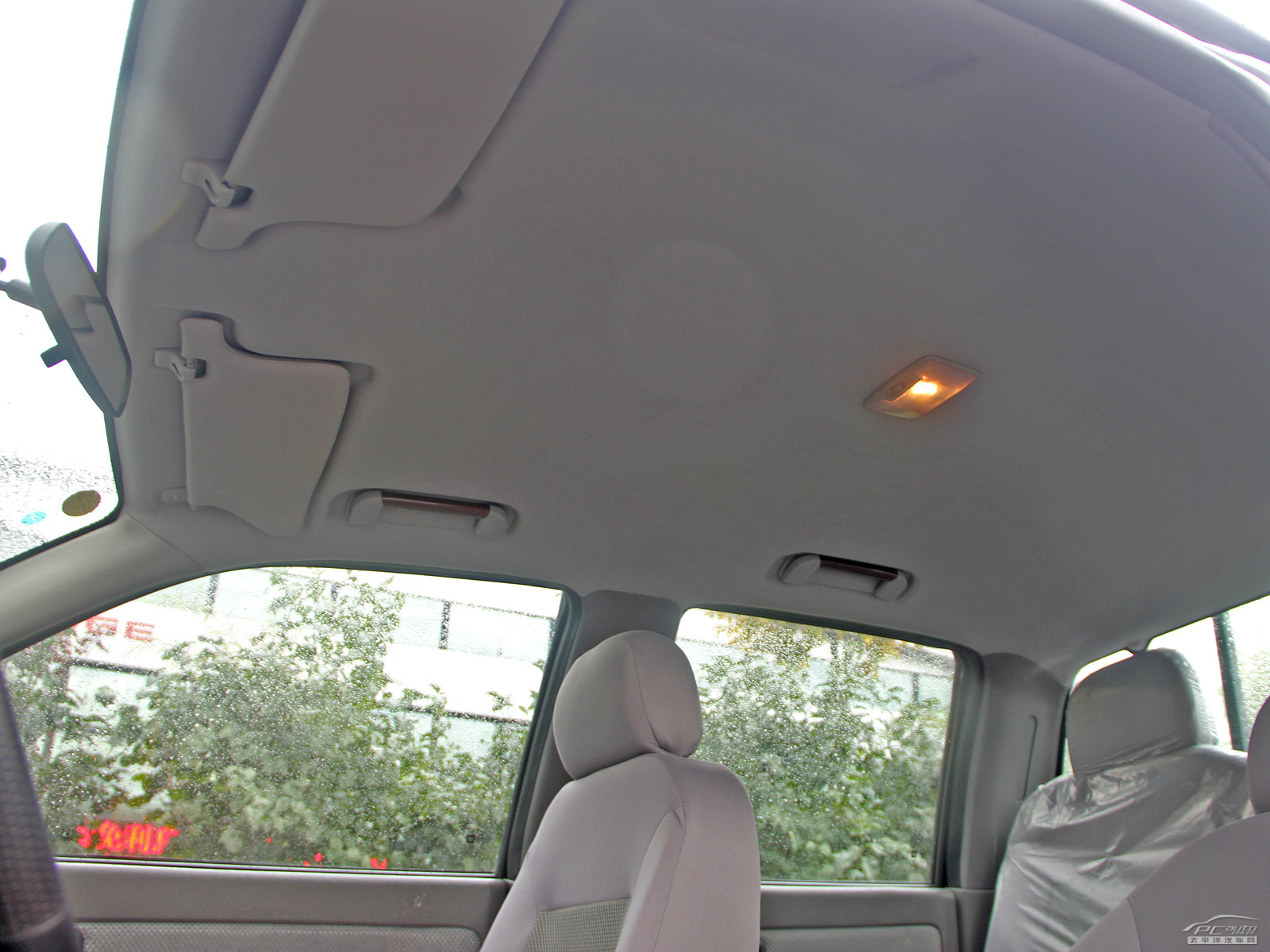 坤程內(nèi)飾高清大圖