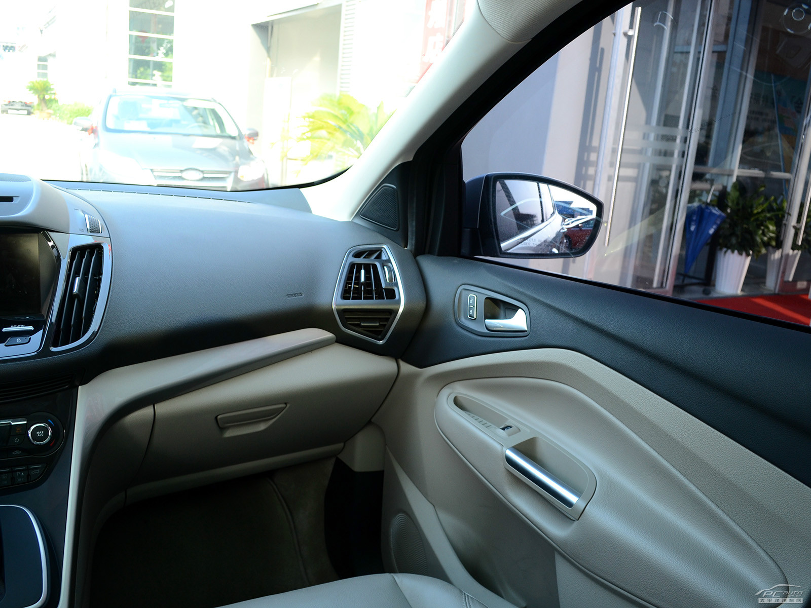 福特Escape(海外)內(nèi)飾高清大圖