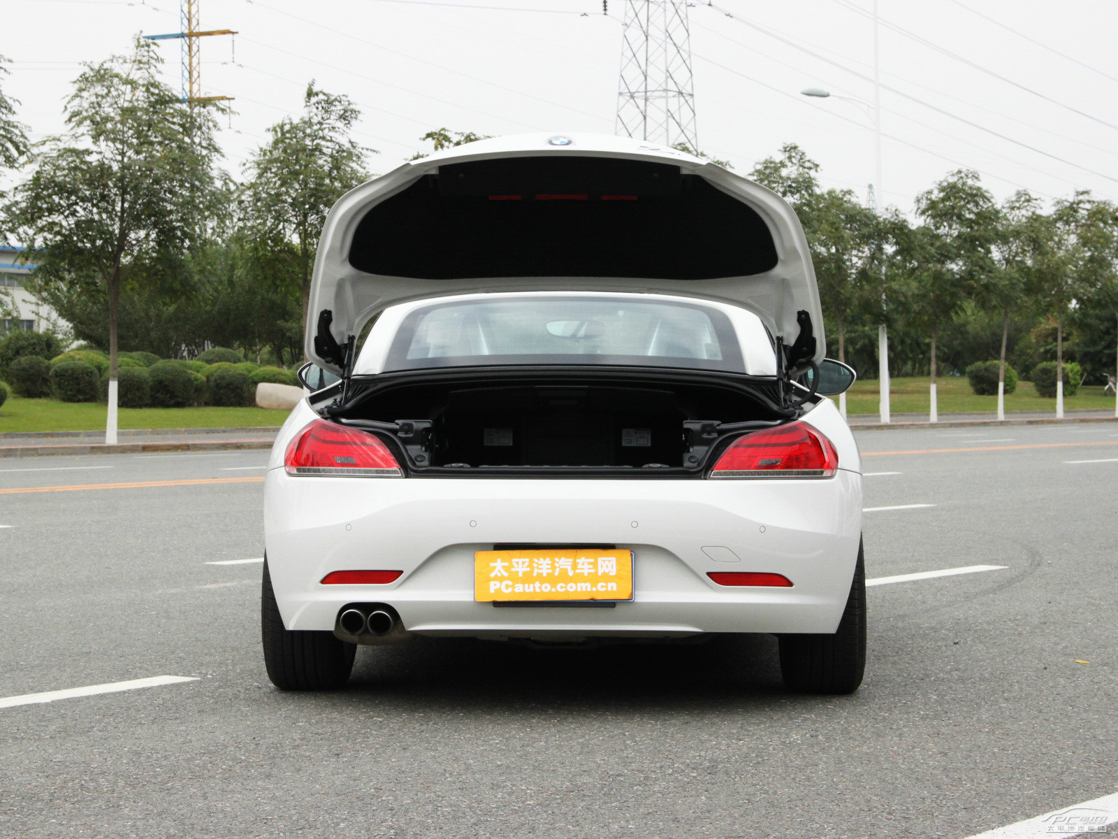 寶馬Z4細(xì)節(jié)高清大圖