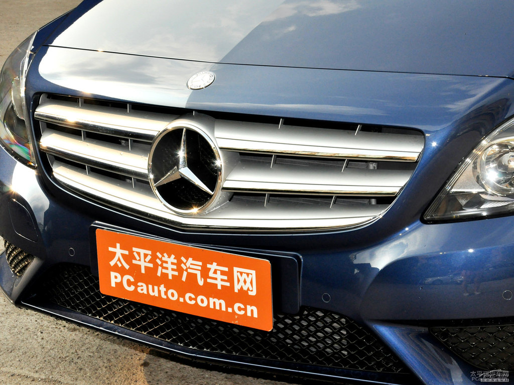 南海藍(lán)奔馳B級車頭外觀圖片