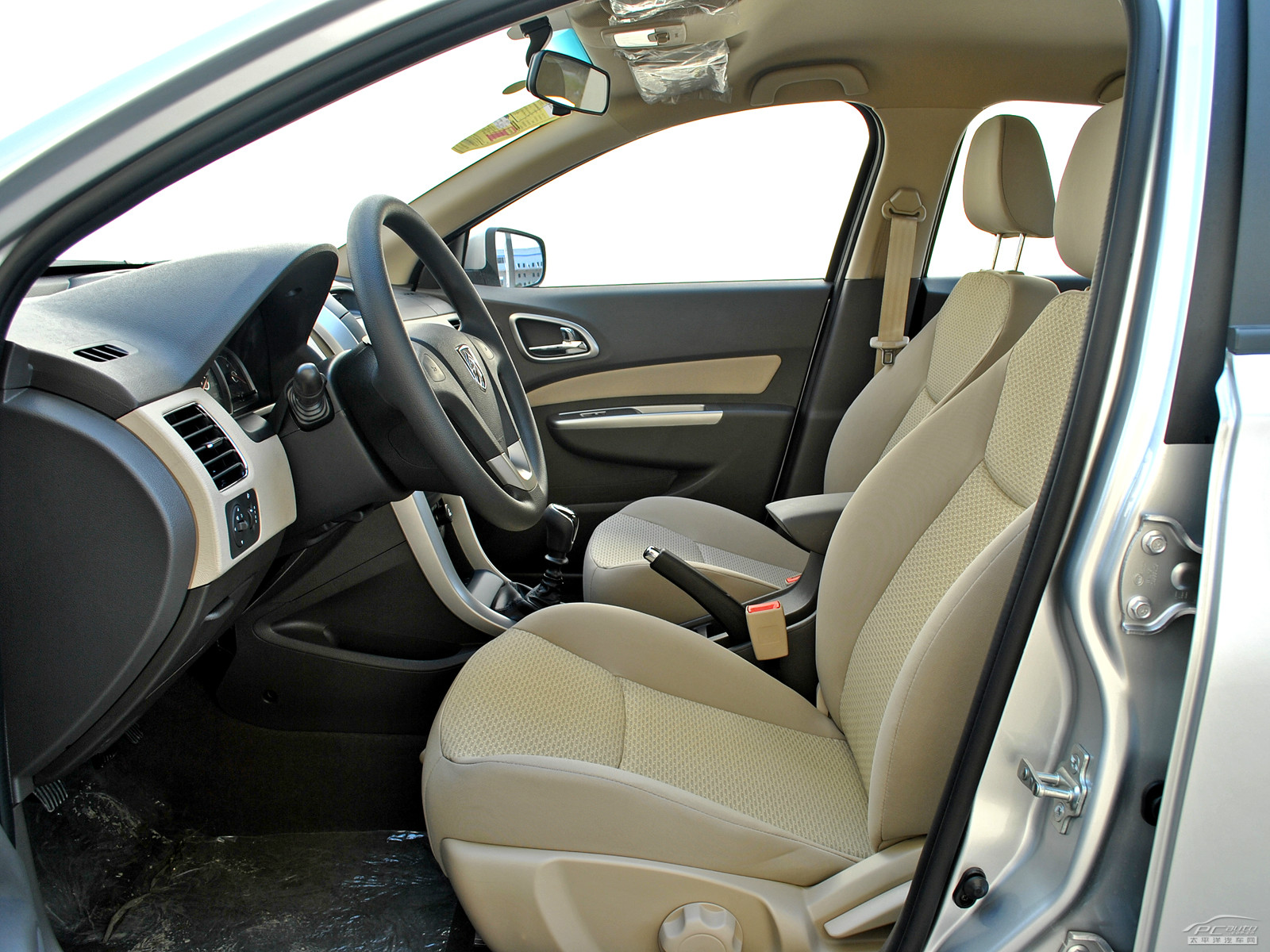 寶駿630空間高清大圖