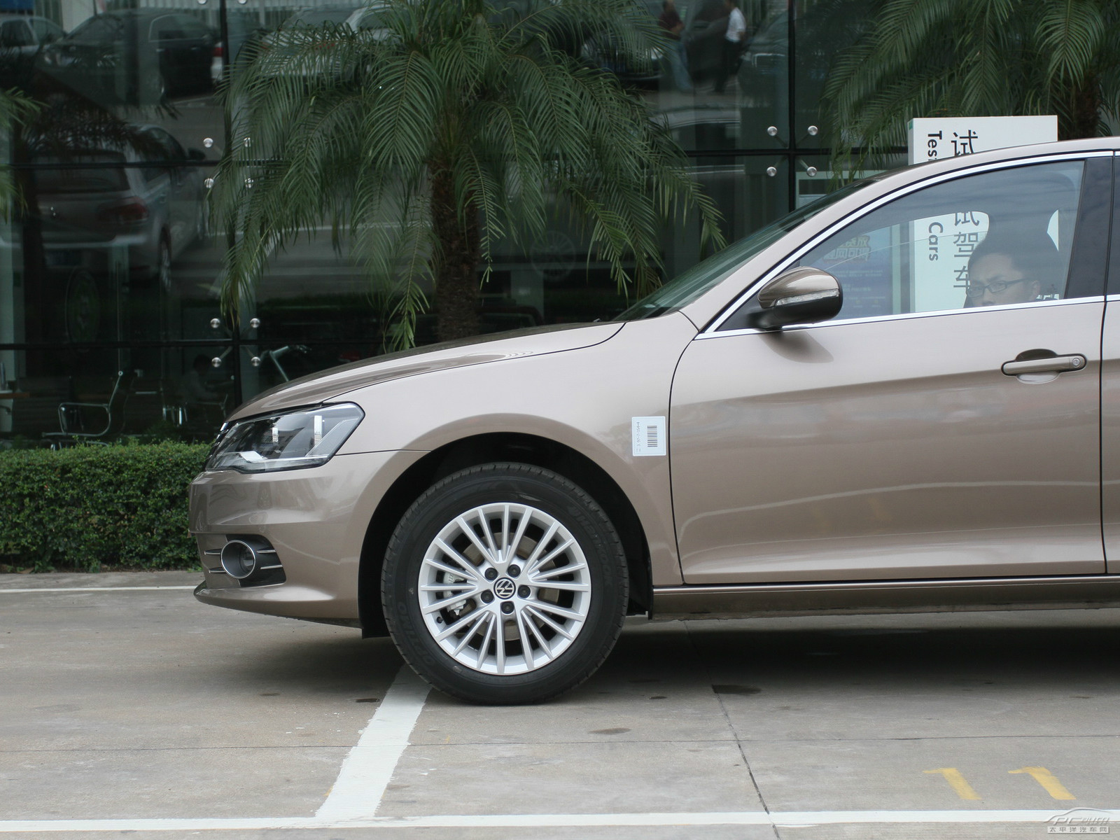 寶來(lái)外觀高清大圖