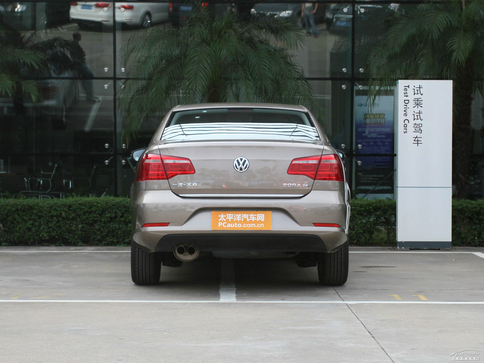 寶來外觀高清大圖