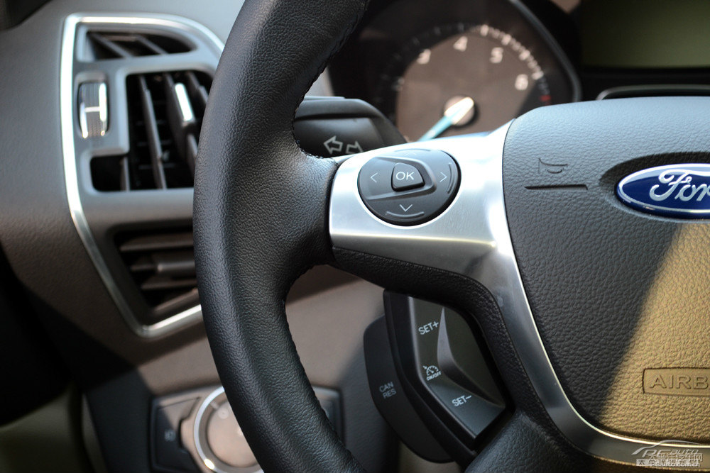 福特Escape(海外)圖片