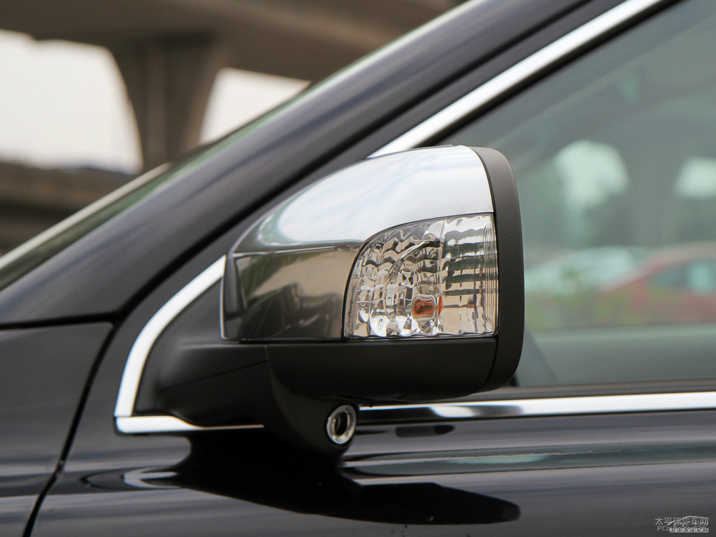 煙灰黑珍珠漆沃爾沃XC90車身外觀圖片