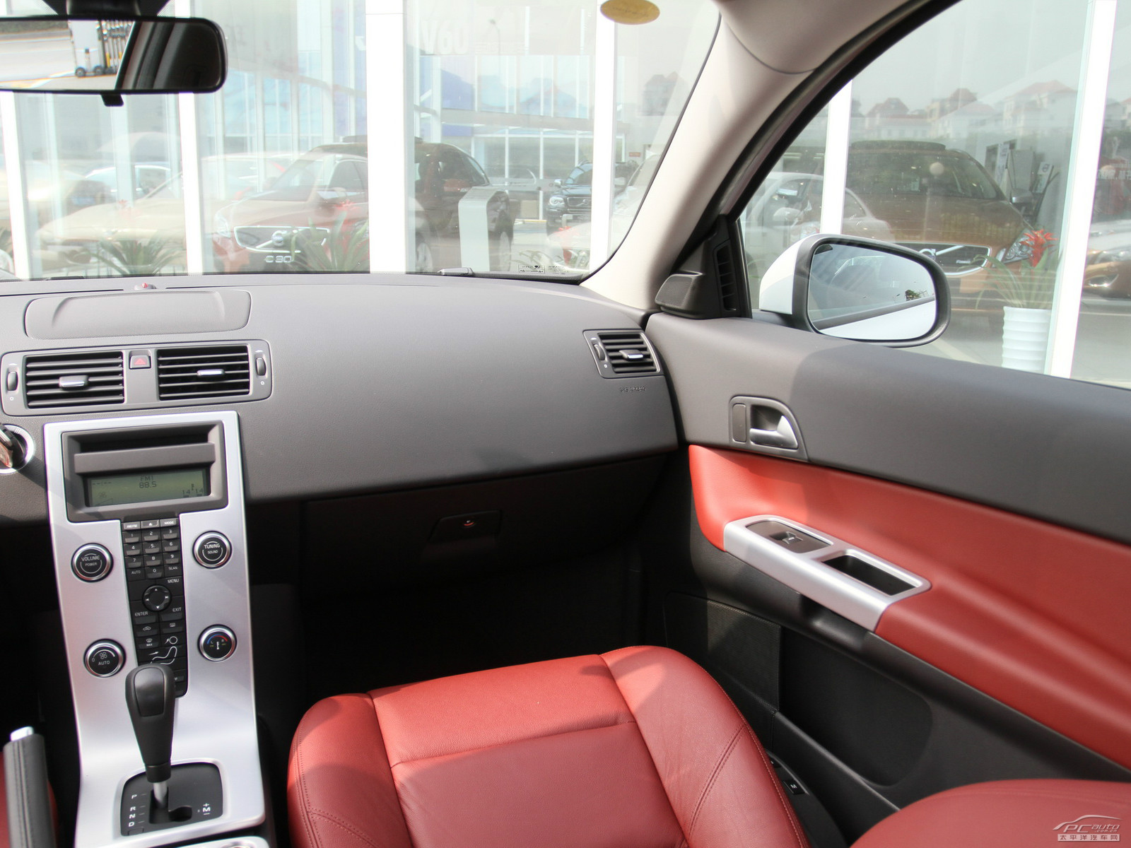 沃爾沃C30內(nèi)飾高清大圖