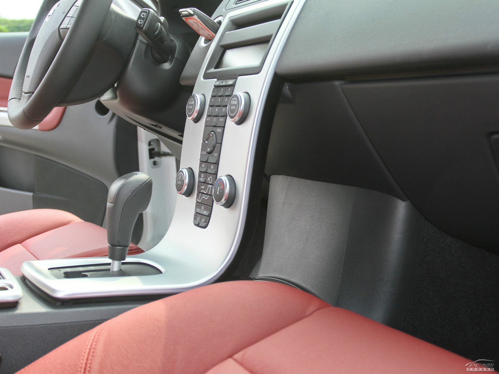 沃爾沃C30內(nèi)飾高清大圖