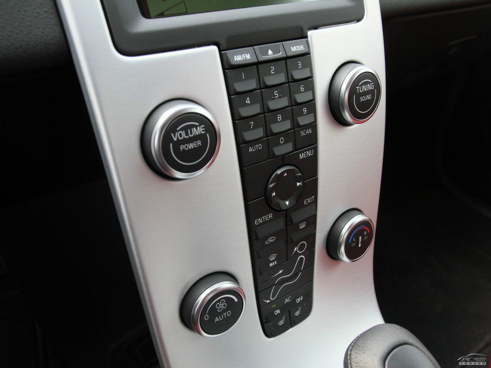 沃爾沃C30內(nèi)飾高清大圖