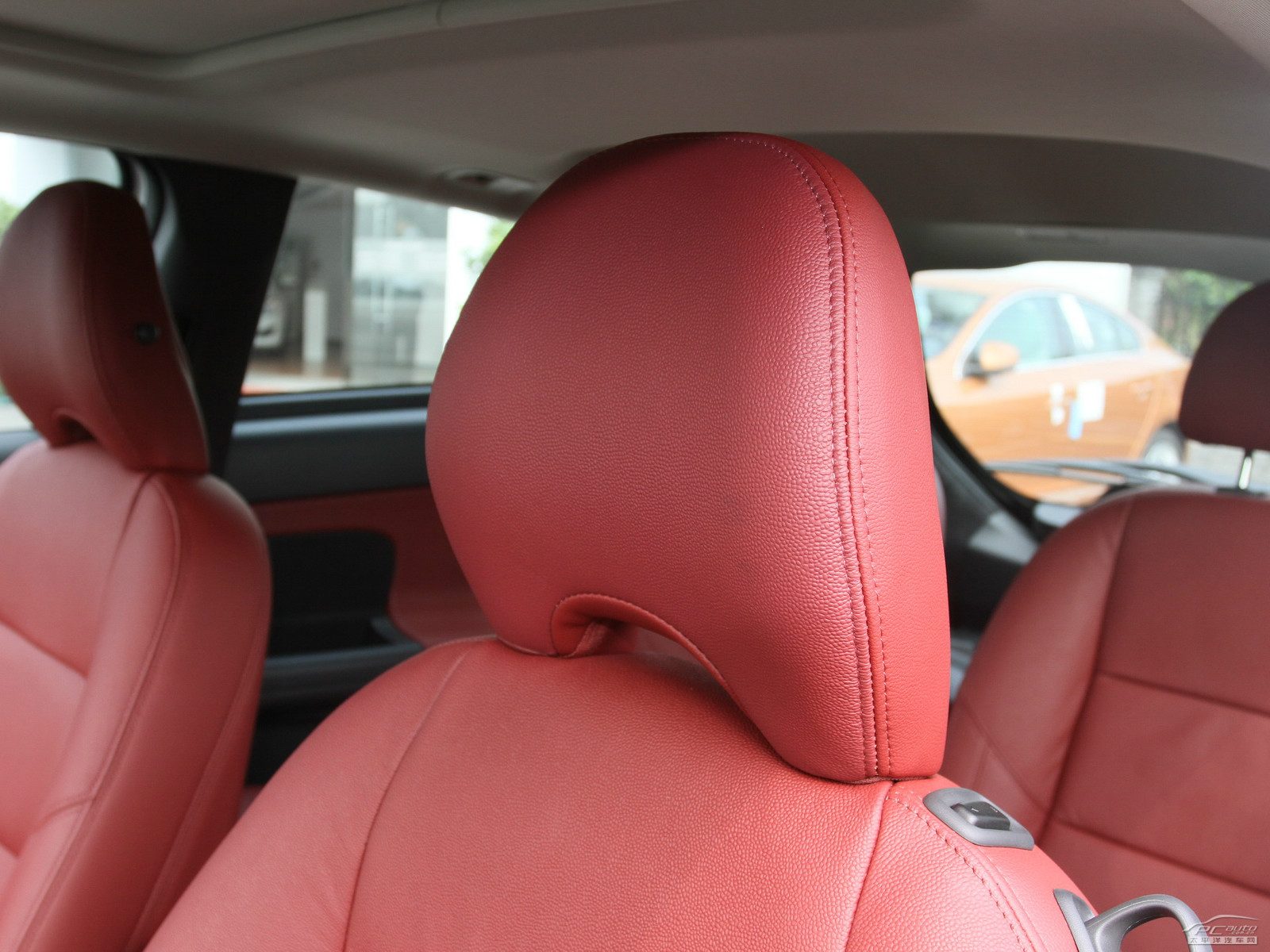 沃爾沃C30內(nèi)飾高清大圖