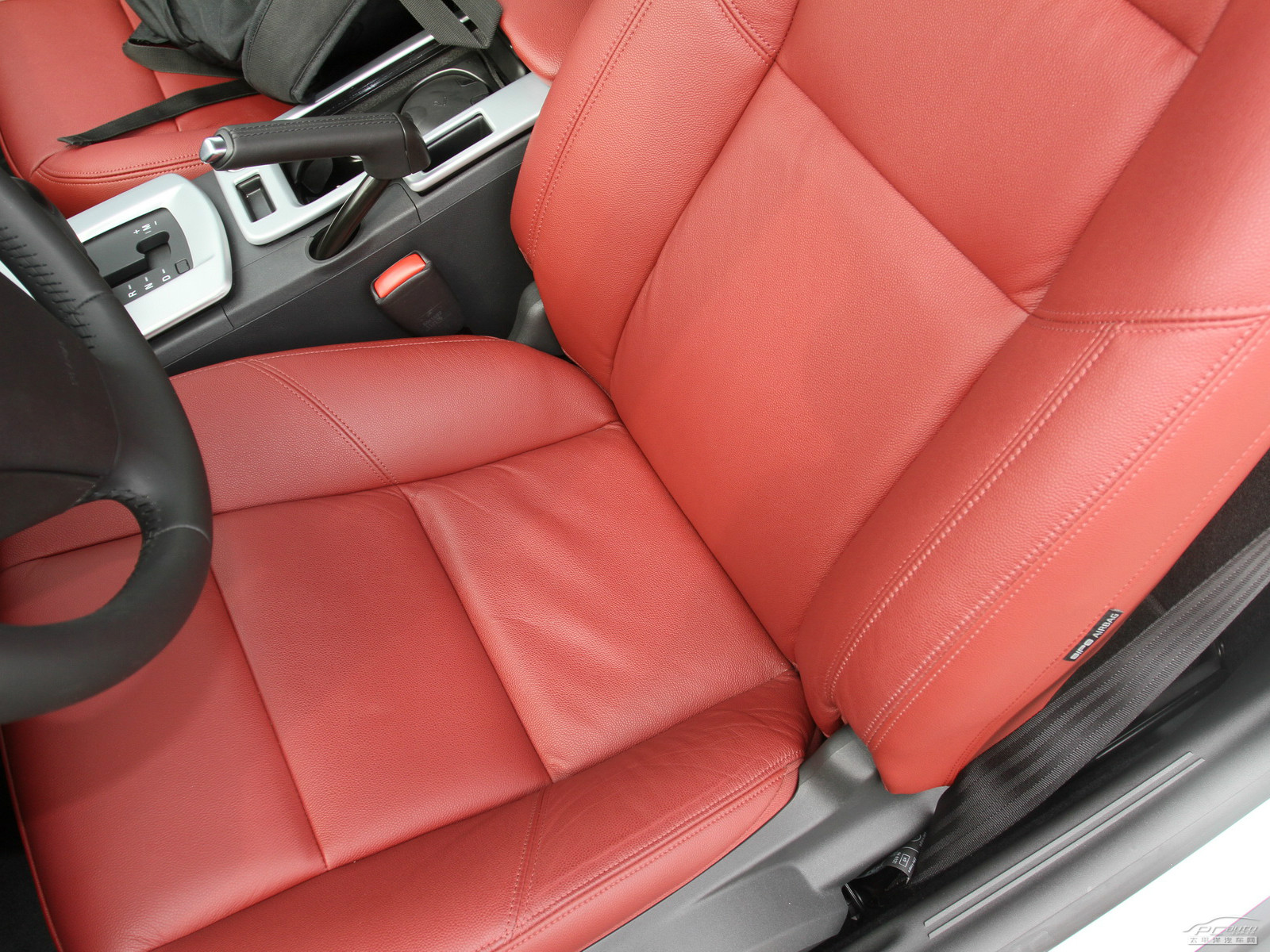 沃爾沃C30內(nèi)飾高清大圖