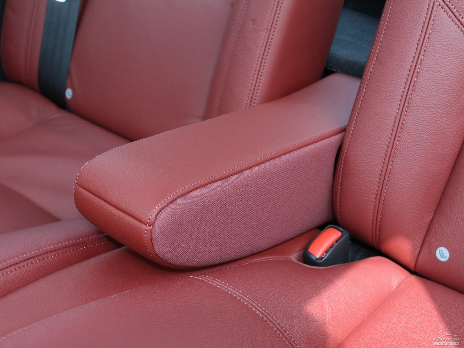 沃爾沃C30內(nèi)飾高清大圖