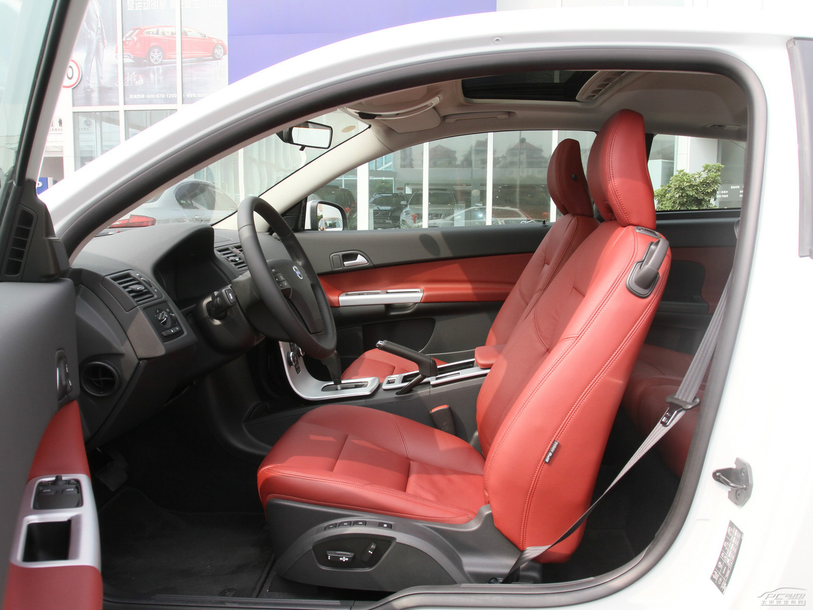 沃爾沃C30空間高清大圖