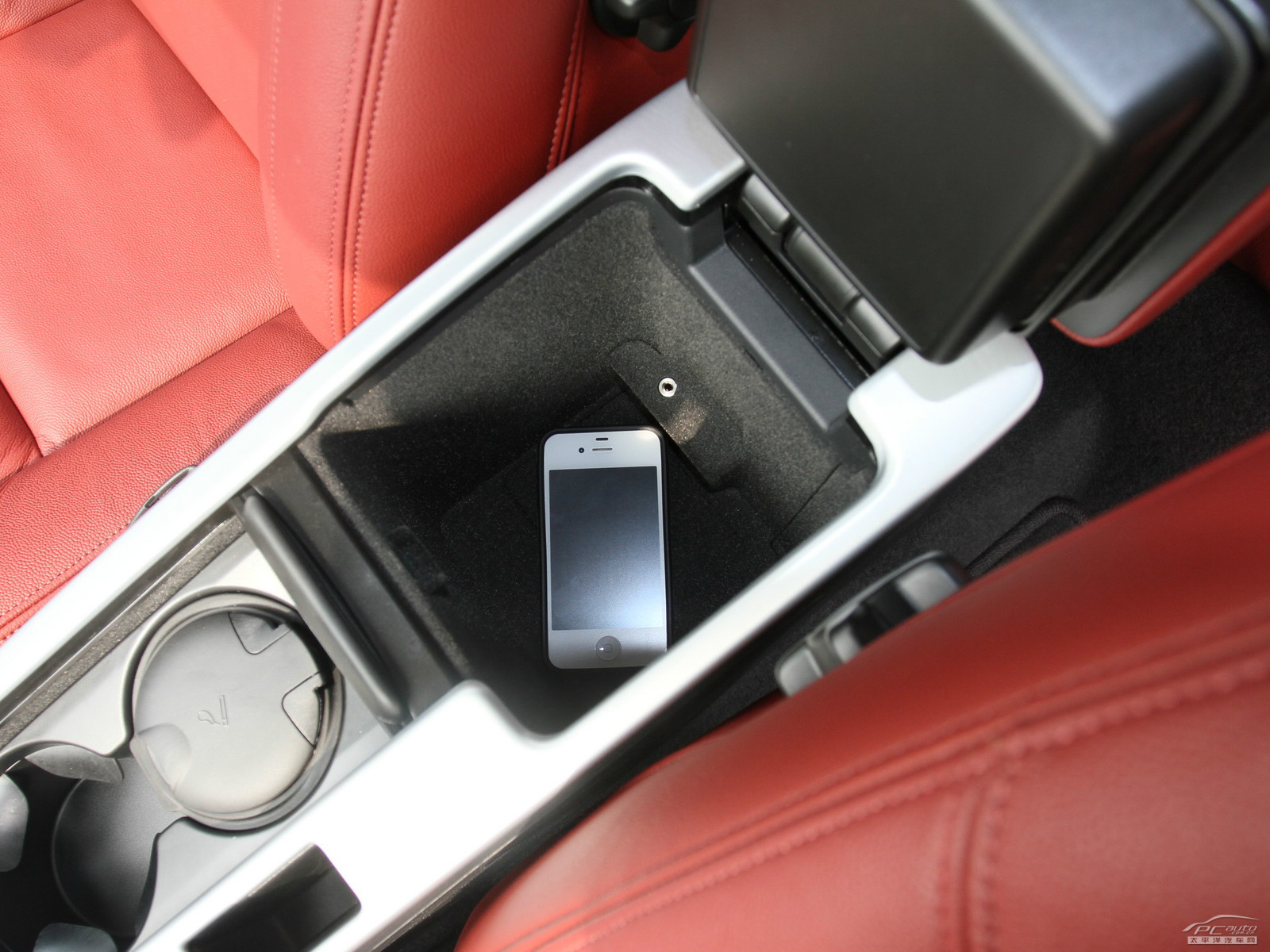 沃爾沃C30空間高清大圖